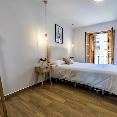 Casa Naranjos - Terraza En El Casco Historico 펜션 *